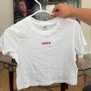 Levi’s Cropped T-Shirt